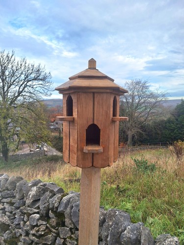 Dovecote birdhouse nesting - ,