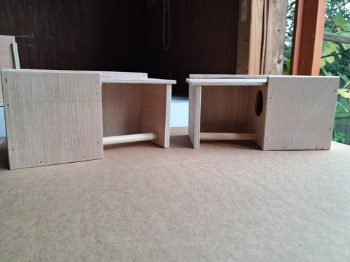 Small finch nest box made - small,